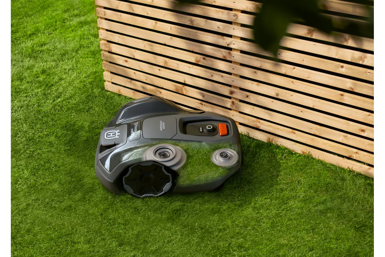 Husqvarna Automower® 305E NERA – Bild 7