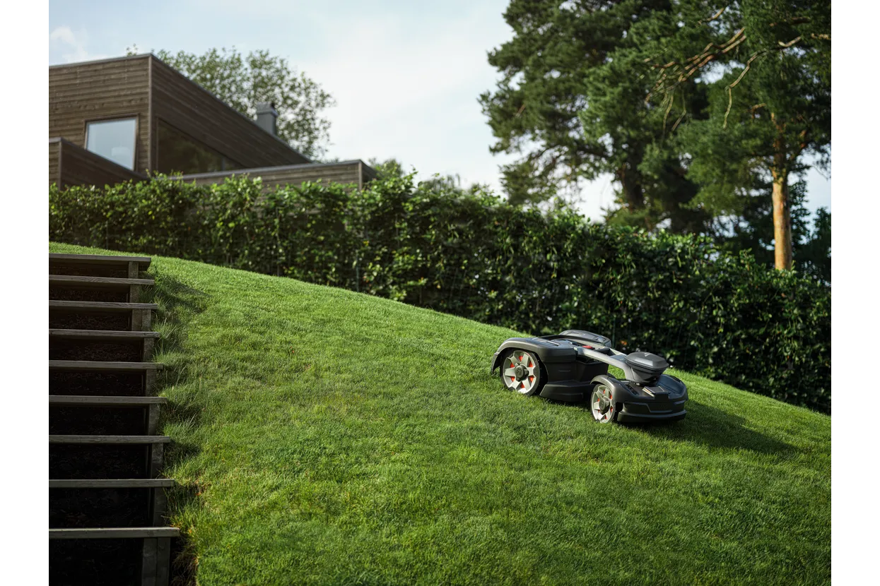 Husqvarna Automower® 435X AWD NERA mit kabelloser Technologie – Bild 9
