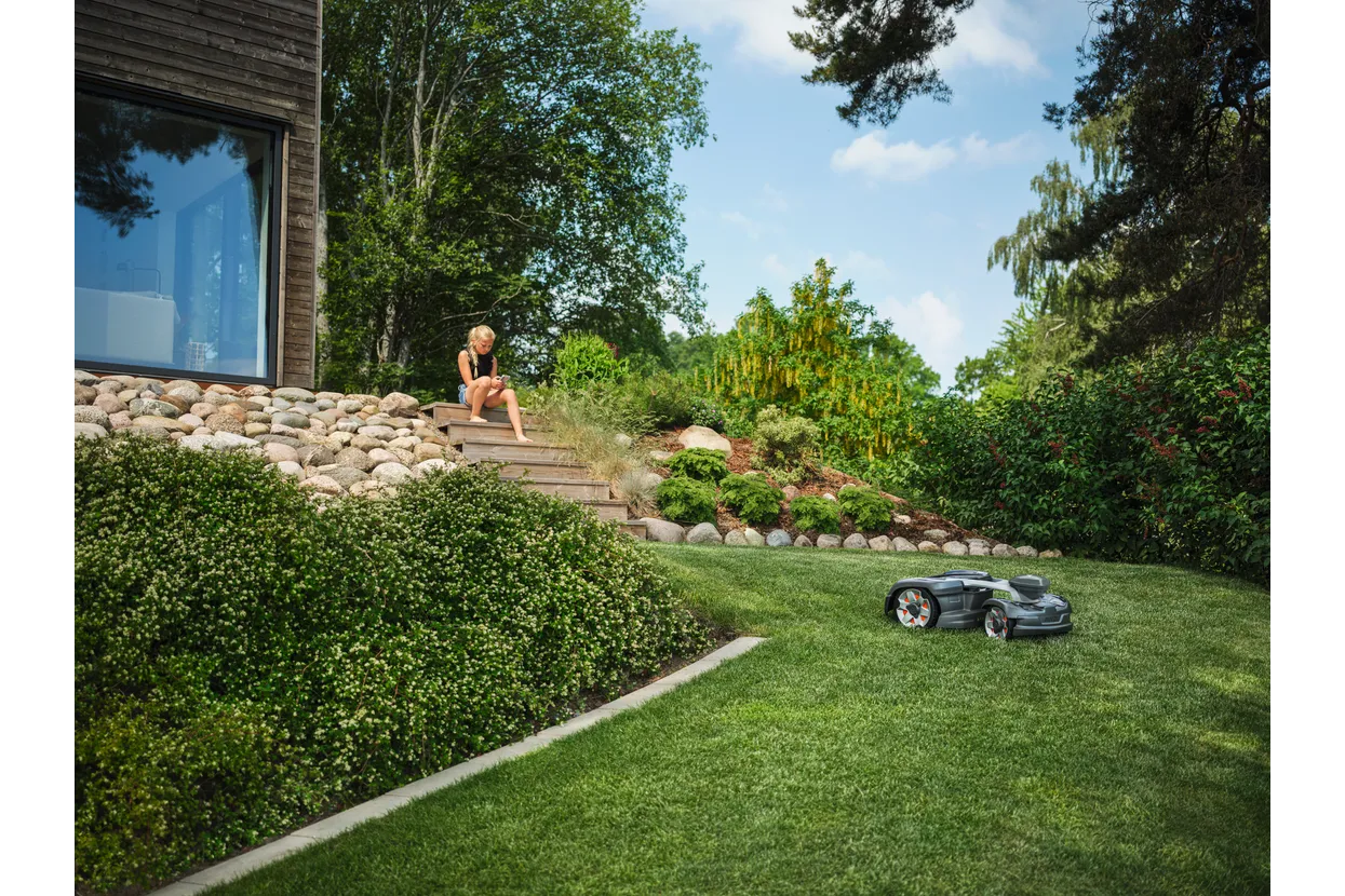 Husqvarna Automower® 435X AWD NERA mit kabelloser Technologie – Bild 13