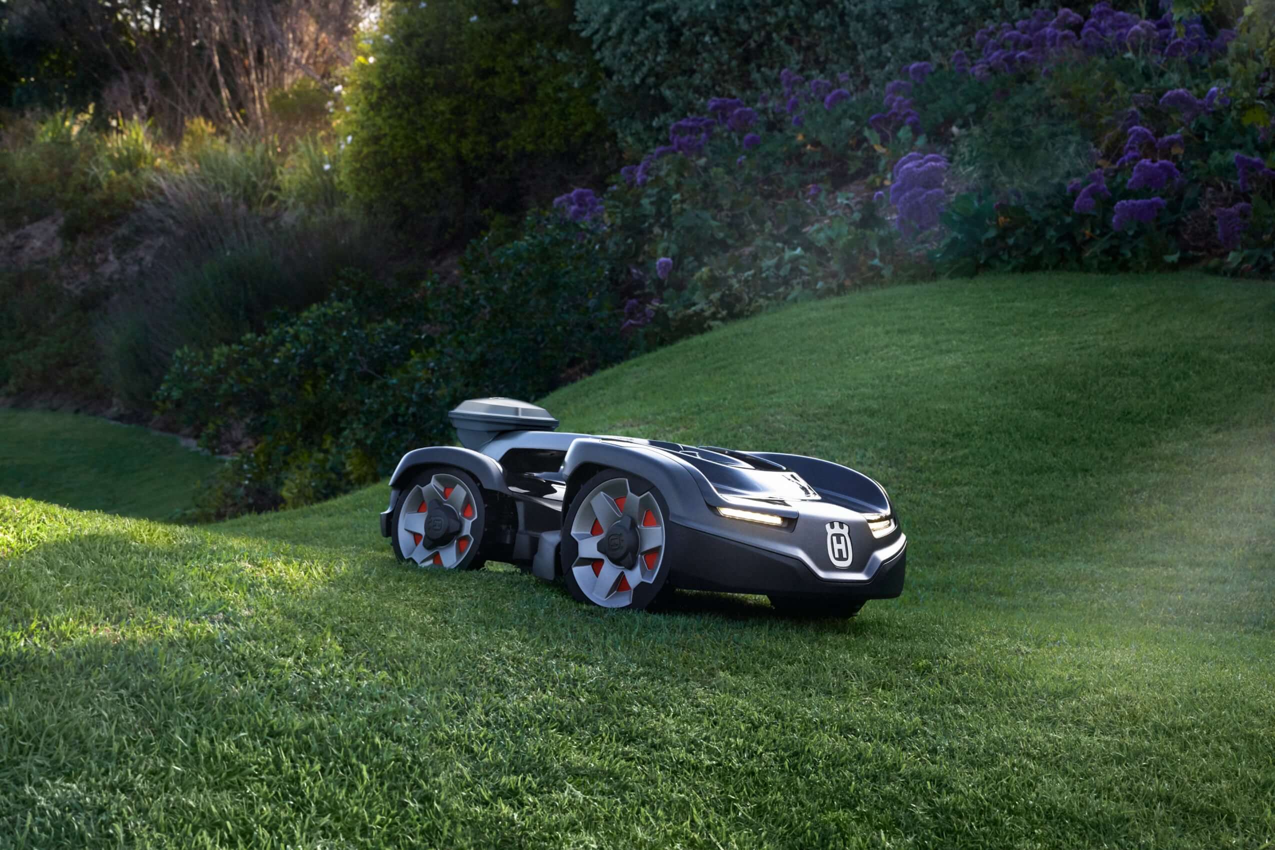 Rasenroboter HUSQVARNA AUTOMOWER® 435X AWD NERA – Bild 4