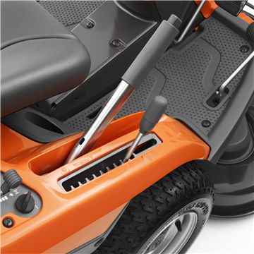 Rasentraktor HUSQVARNA Rider R 316TsX AWD mit Kawasaki-Motor INKLUSIVE 103cm Mähdeck – Bild 11